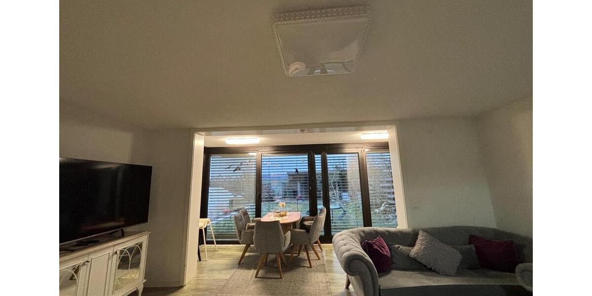 Mehrfamilienhaus, Wohnhaus Großbottwar - 7.5 Zimmer, 197 m&sup2;, 629.000&euro; | Angebot:24393256