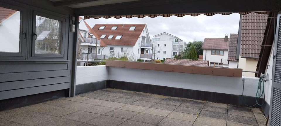 Dachgeschoßwohnung Asperg - 3.5 Zimmer, 75 m&sup2;, 1.100&euro; | Angebot:26267553