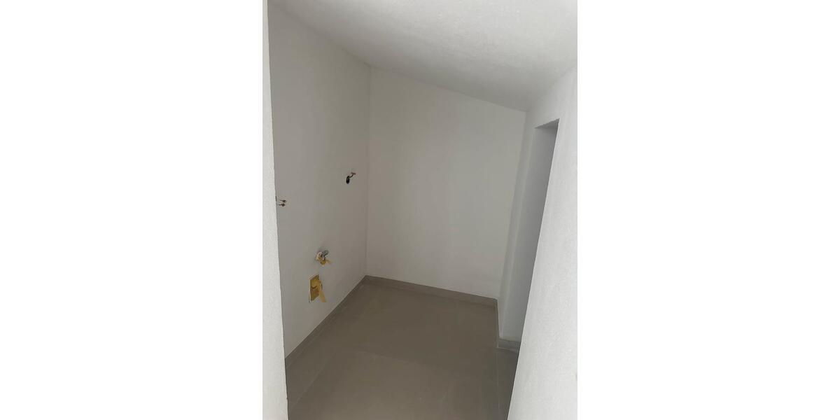 Dachgeschoßwohnung Altbach - 1 Zimmer, 50 m&sup2;, 750&euro; | Angebot:27591494