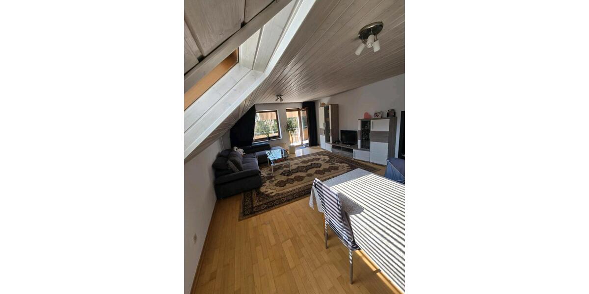 Dachgeschoßwohnung Schorndorf - 2 Zimmer, 57 m&sup2;, 1.080&euro; | Angebot:25854129