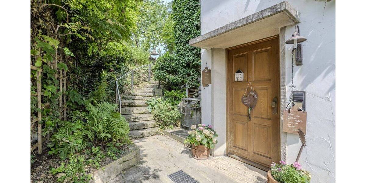 Einfamilienhaus Stuttgart Frauenkopf - 5 Zimmer, 231 m&sup2;, 1.490.000&euro; | Angebot:25745108