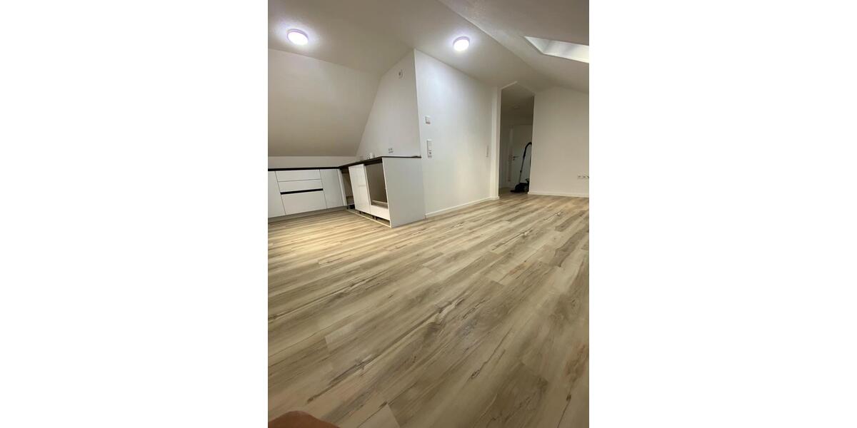 Dachgeschoßwohnung Murrhardt - 2.5 Zimmer, 60 m&sup2;, 850&euro; | Angebot:26115612