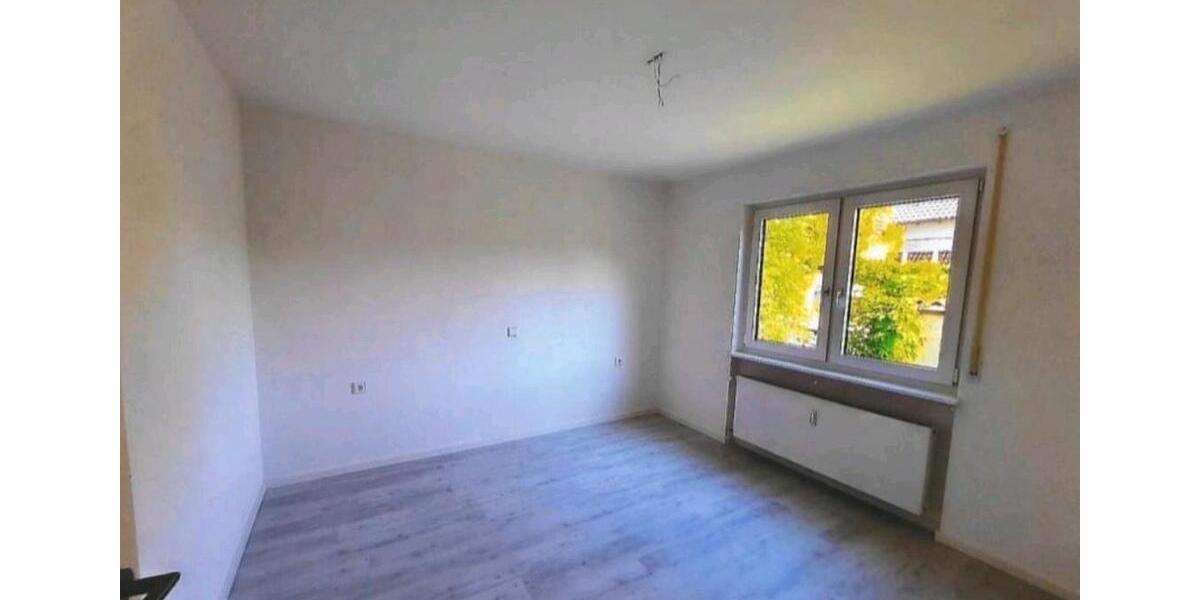 Erdgeschoßwohnung Filderstadt - 3 Zimmer, 98 m&sup2;, 1.500&euro; | Angebot:27591484