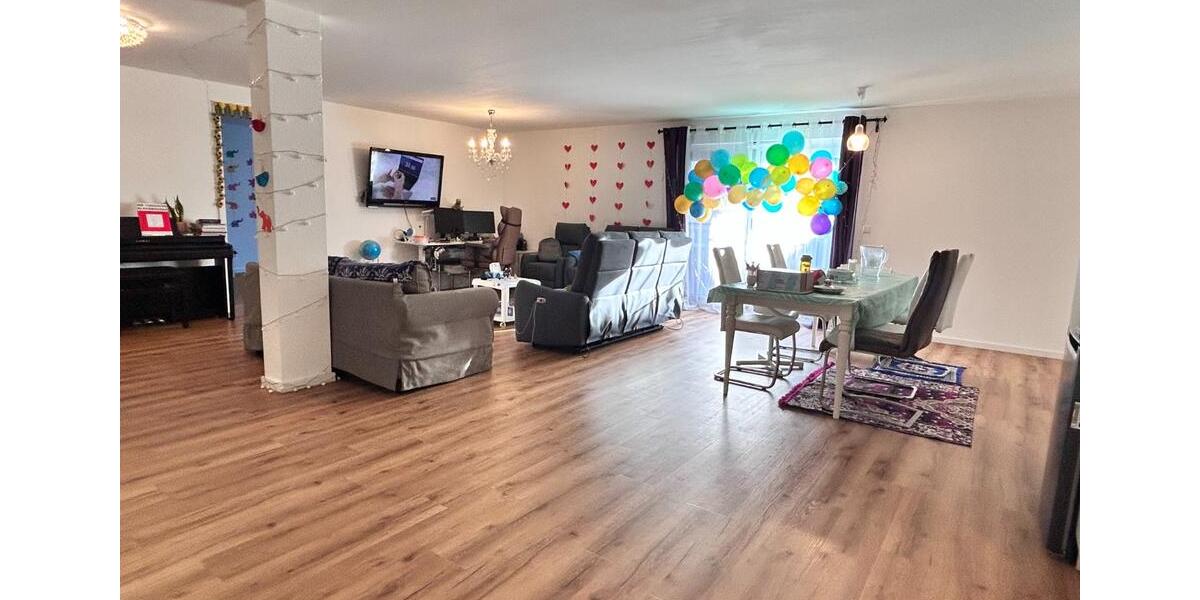 Erdgeschoßwohnung Markgröningen - 3 Zimmer, 100 m&sup2;, 1.330&euro; | Angebot:24847230