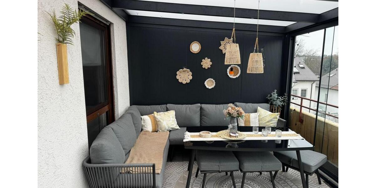 Dachgeschoßwohnung Ludwigsburg Eglosheim - 2.5 Zimmer, 67 m&sup2;, 299.000&euro; | Angebot:25446714