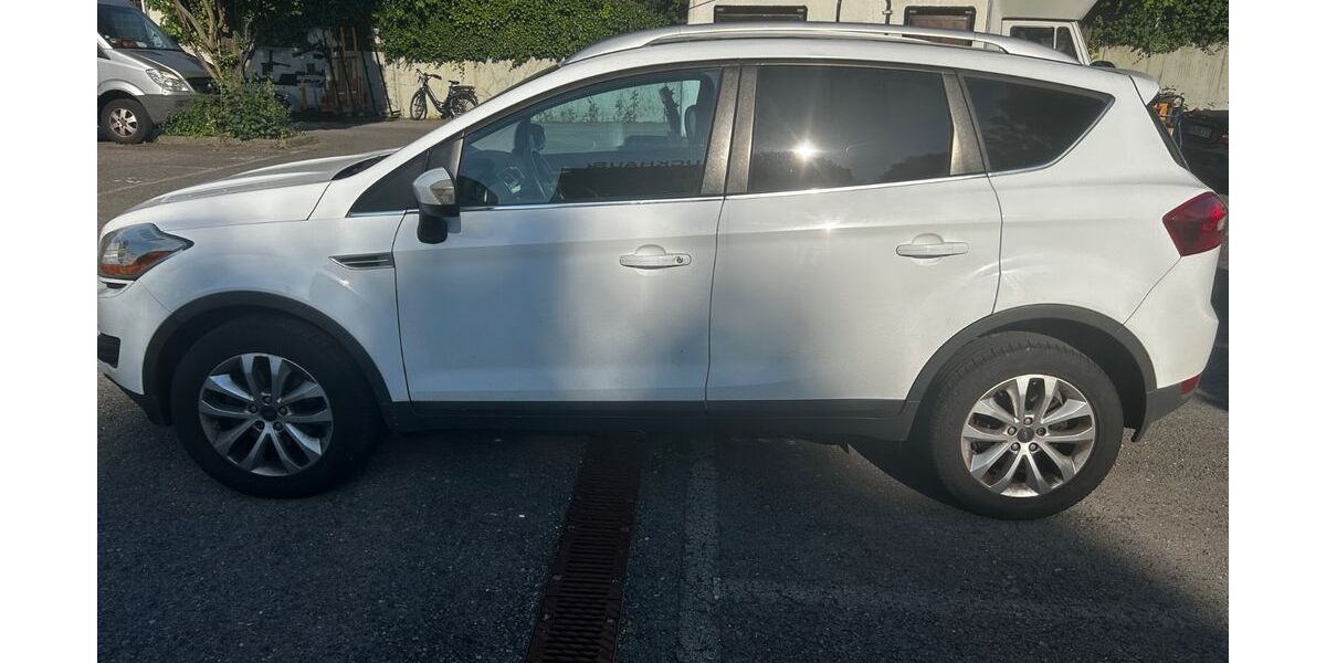 Ford Kuga 175.000 km 4.800 &euro; Waiblingen 71332