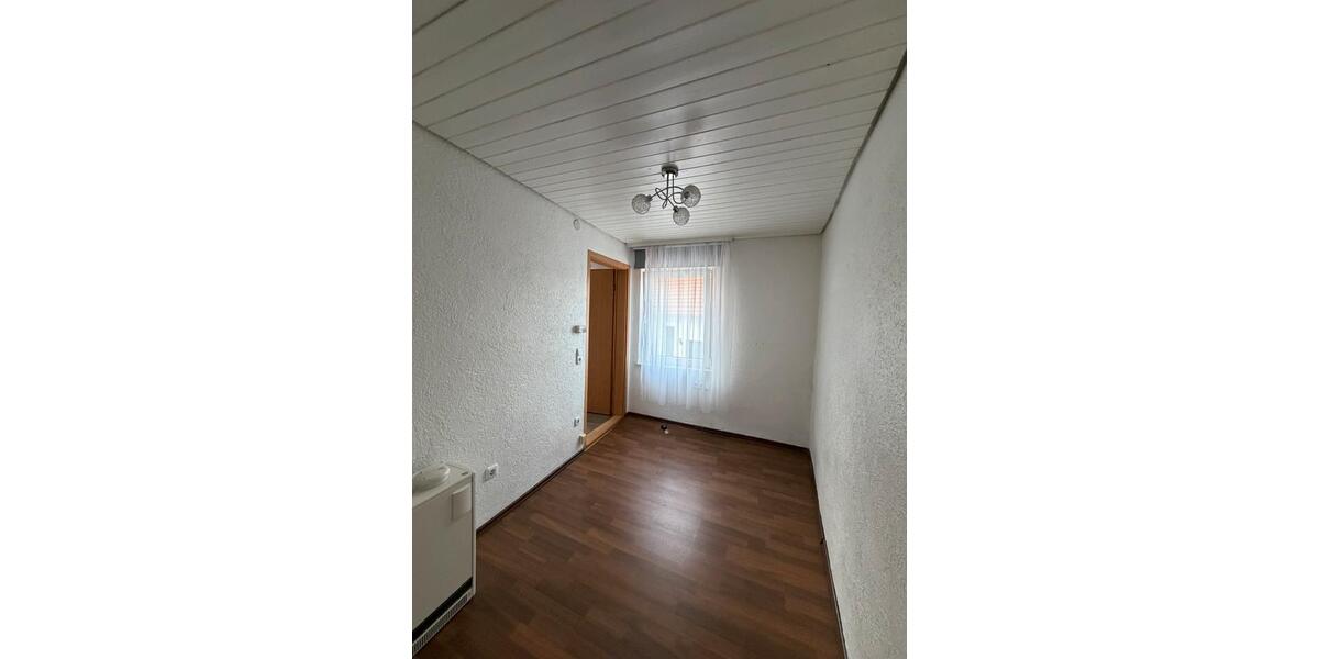Etagenwohnung Talheim - 4 Zimmer, 108 m&sup2;, 1.250&euro; | Angebot:27599731