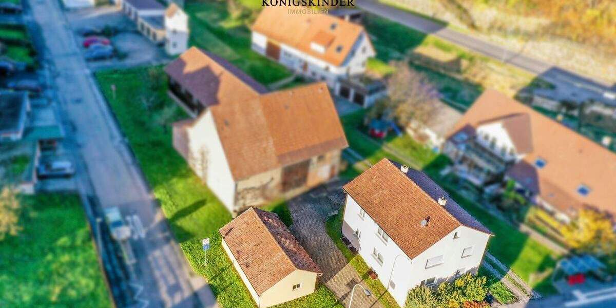 Mehrfamilienhaus, Wohnhaus Mönsheim - 6 Zimmer, 161 m&sup2;, 419.000&euro; | Angebot:25797862