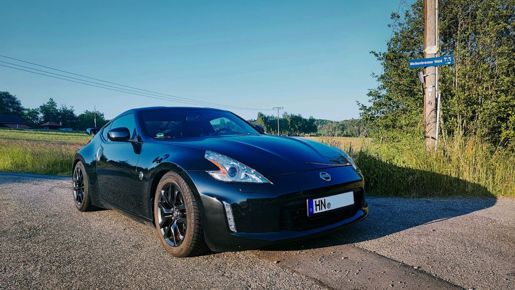 Nissan 370Z 78.000 km 19.000 &euro; Heilbronn 74072