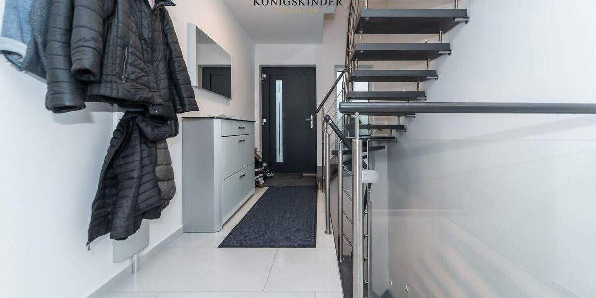 Einfamilienhaus Nordheim - 6 Zimmer, 202 m&sup2;, 990.000&euro; | Angebot:25680024