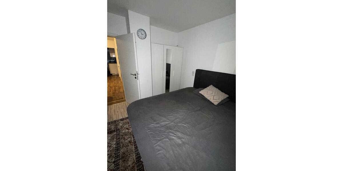 Dachgeschoßwohnung Stuttgart Hedelfingen - 2 Zimmer, 48 m&sup2;, 1.300&euro; | Angebot:27565867