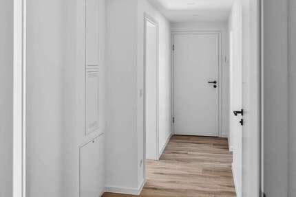 Erstbezug nach Kernsanierung – Moderne 3-Zimmer-Dachgeschosswohnung mit EBK & Fußbodenheizung - Wohnung Kornwestheim | Angebot:27190944