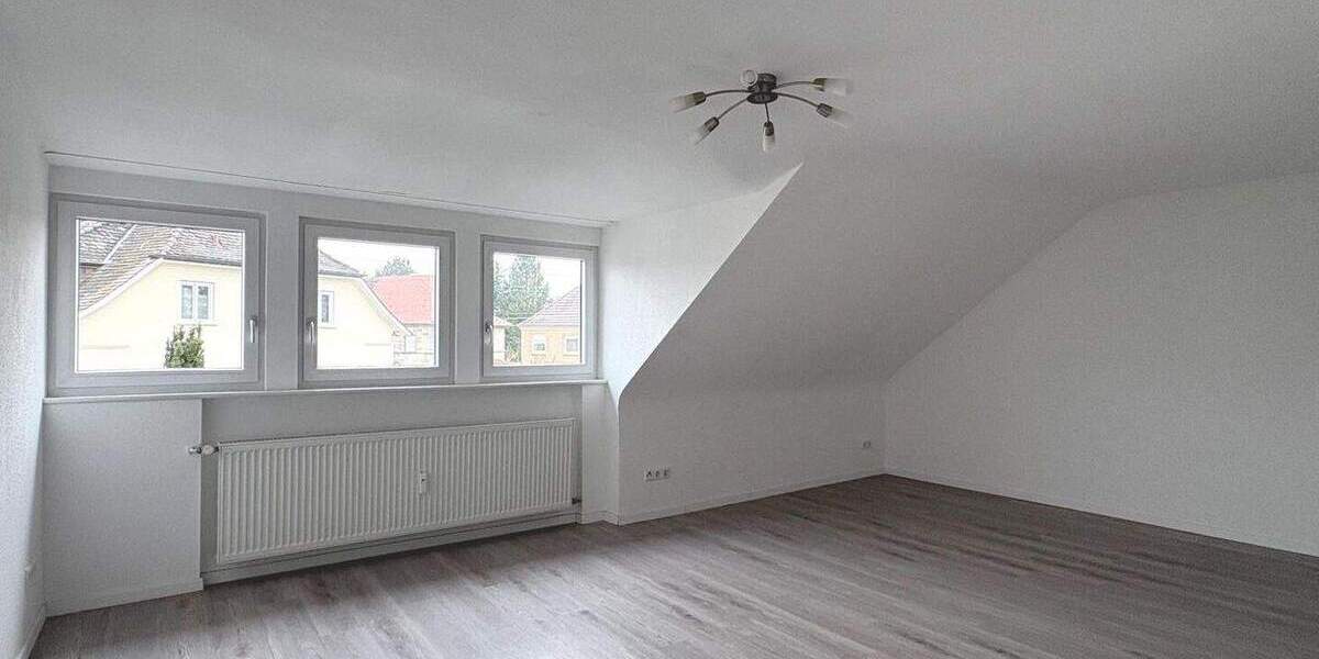 Etagenwohnung Ludwigsburg Nord - 4 Zimmer, 108 m&sup2;, 1.510&euro; | Angebot:25781253