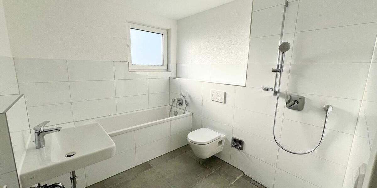 Etagenwohnung Auenstein-Ilsfeld Auenstein - 4 Zimmer, 114 m&sup2;, 1.815&euro; | Angebot:25701383