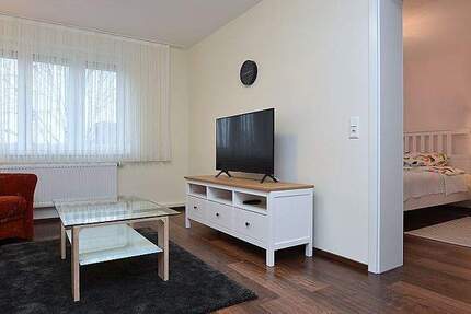 Wohnung Backnang - 2 Zimmer, 60 m&sup2;, 1.150&euro; | Angebot:25742826