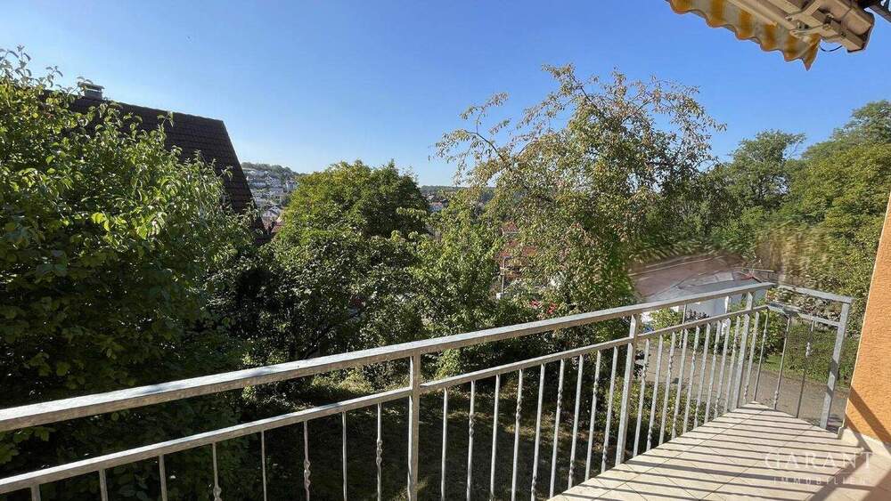 Doppelhaushälfte Weissach Flacht - 8 Zimmer, 164 m&sup2;, 440.000&euro; | Angebot:25707584