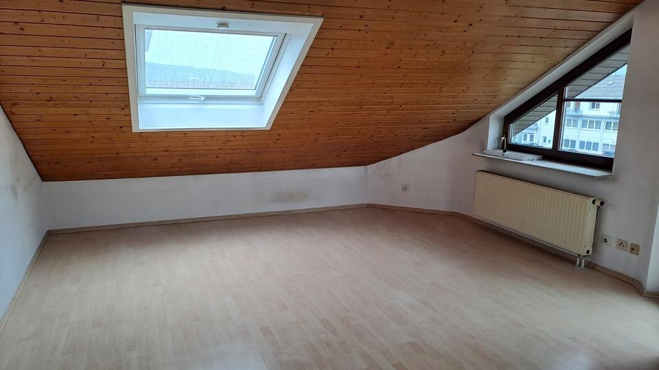 Dachgeschoßwohnung Schorndorf - 2 Zimmer, 48 m&sup2;, 600&euro; | Angebot:26125735