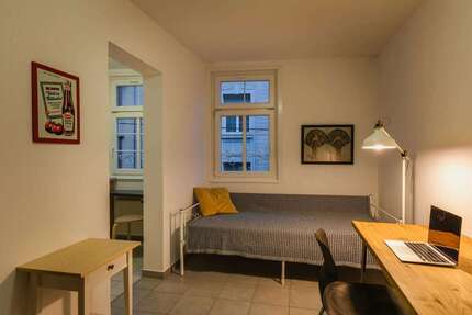 Zimmer Stuttgart Stuttgart-Mitte - 1 Zimmer, 1.150&euro; | Angebot:25231366