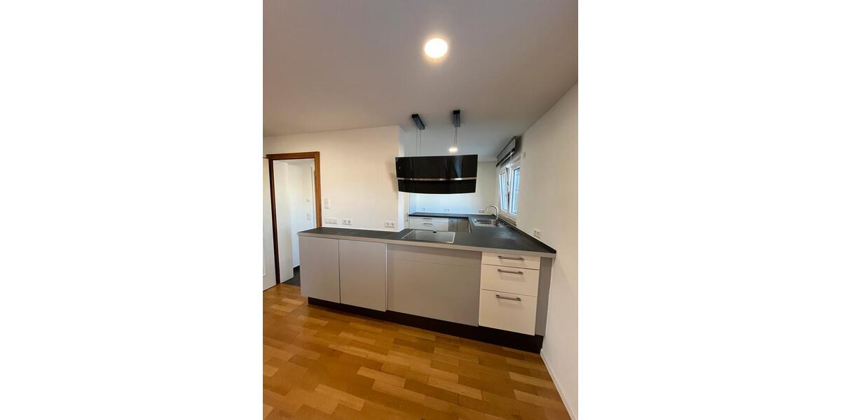 Etagenwohnung Renningen - 2.5 Zimmer, 118 m&sup2;, 1.100&euro; | Angebot:27542530