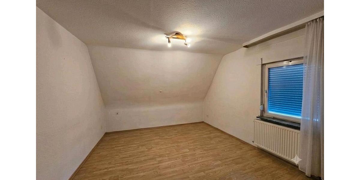 Einfamilienhaus Cleebronn - 6 Zimmer, 109 m&sup2;, 275.000&euro; | Angebot:27018186