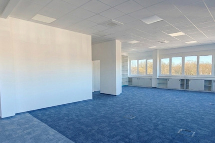 Gewerbeobjekt Urbach - 2.130&euro; | Angebot:25423729