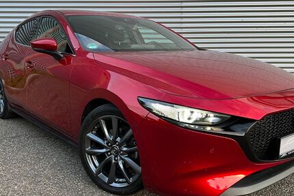 Mazda 3 123.295 km 16.490 &euro; Stuttgart 70378