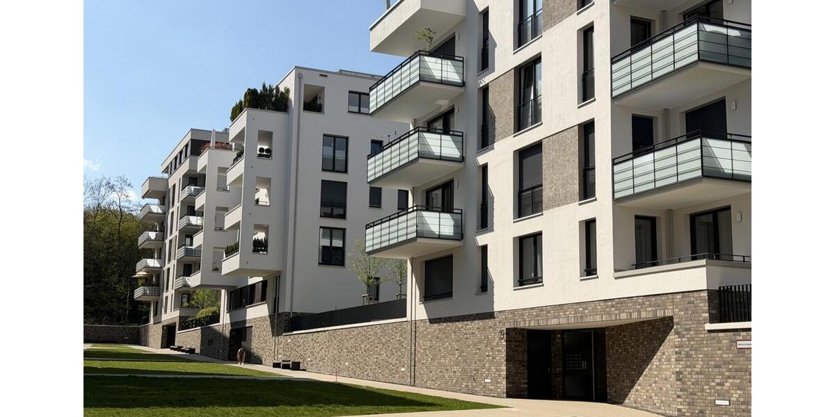 Erdgeschoßwohnung Stuttgart Feuerbach - 3 Zimmer, 80 m&sup2;, 1.900&euro; | Angebot:26375221