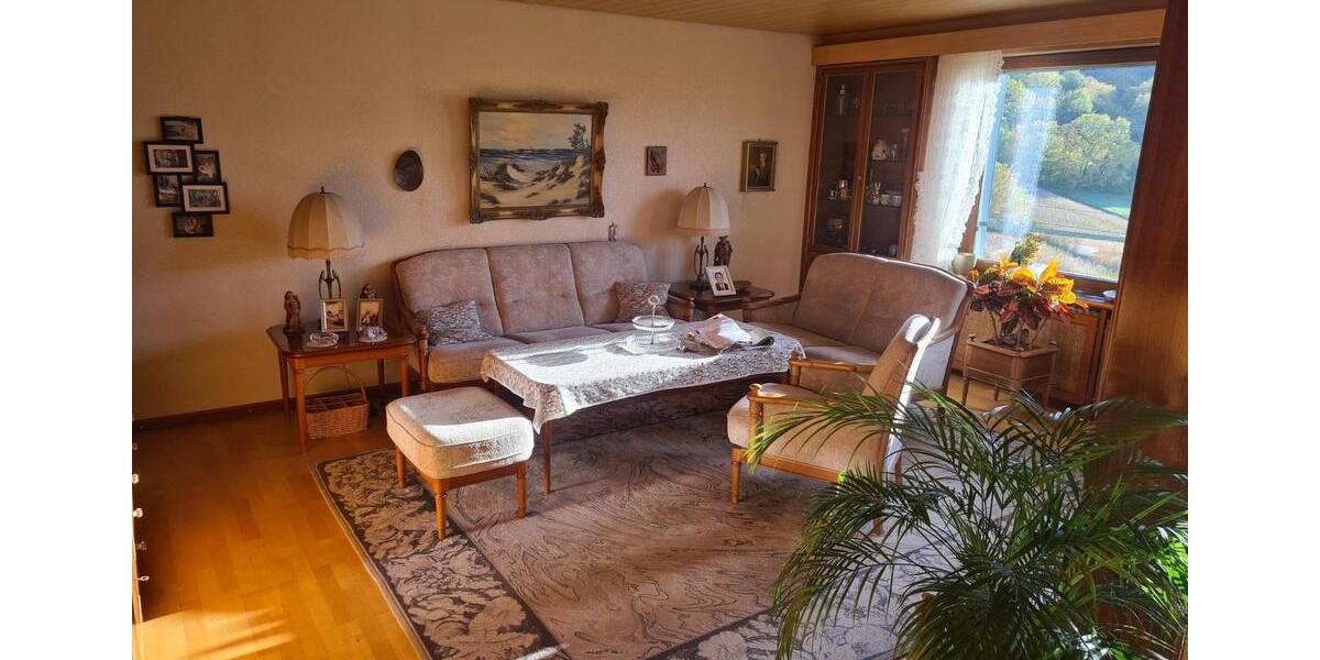 Etagenwohnung Esslingen am Neckar Pliensauvorstadt - 3 Zimmer, 84 m&sup2;, 340.000&euro; | Angebot:25086197