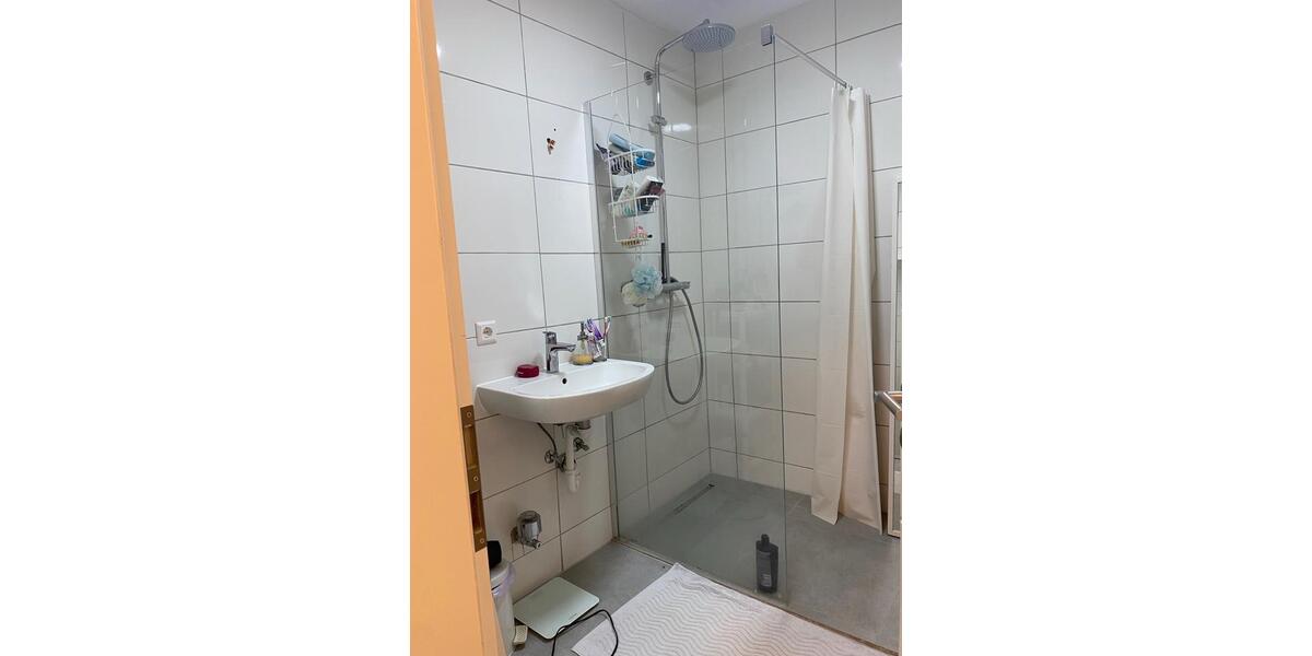Etagenwohnung Kornwestheim - 2 Zimmer, 79 m&sup2;, 1.290&euro; | Angebot:25451984