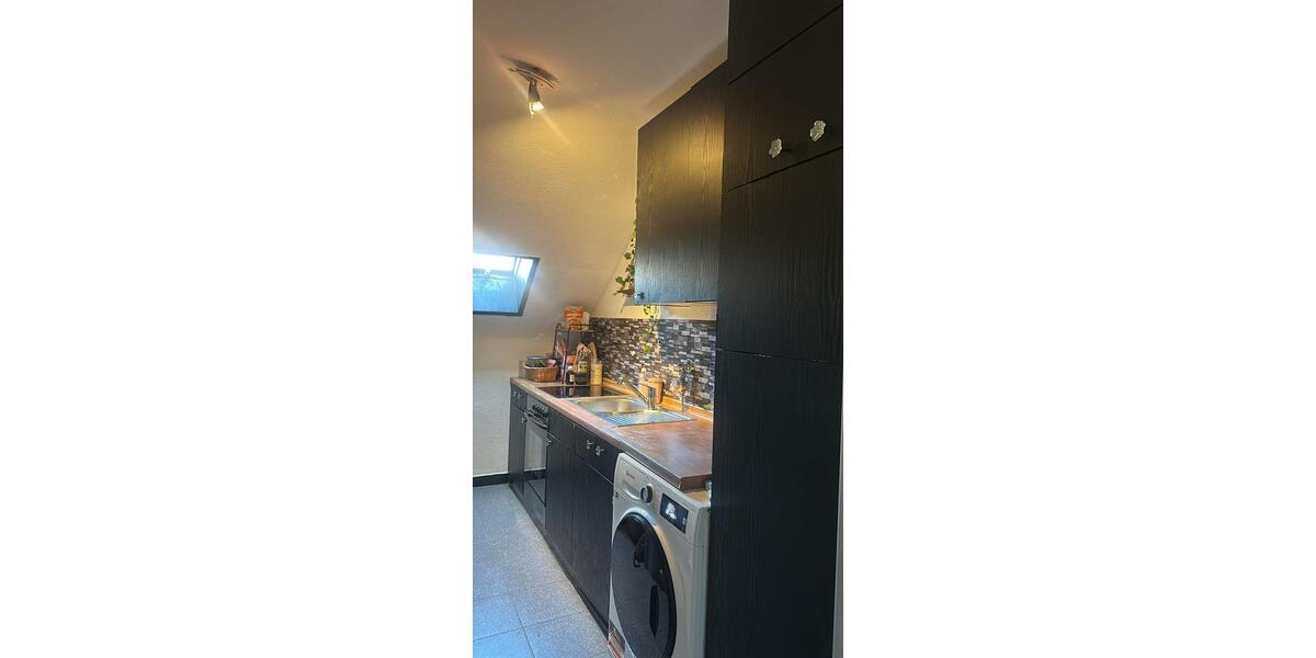 Dachgeschoßwohnung Heilbronn - 2 Zimmer, 55 m&sup2;, 650&euro; | Angebot:26283904
