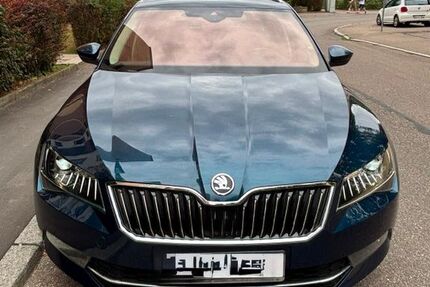 Skoda Superb 189.000 km 18.500 &euro; Heilbronn 74078