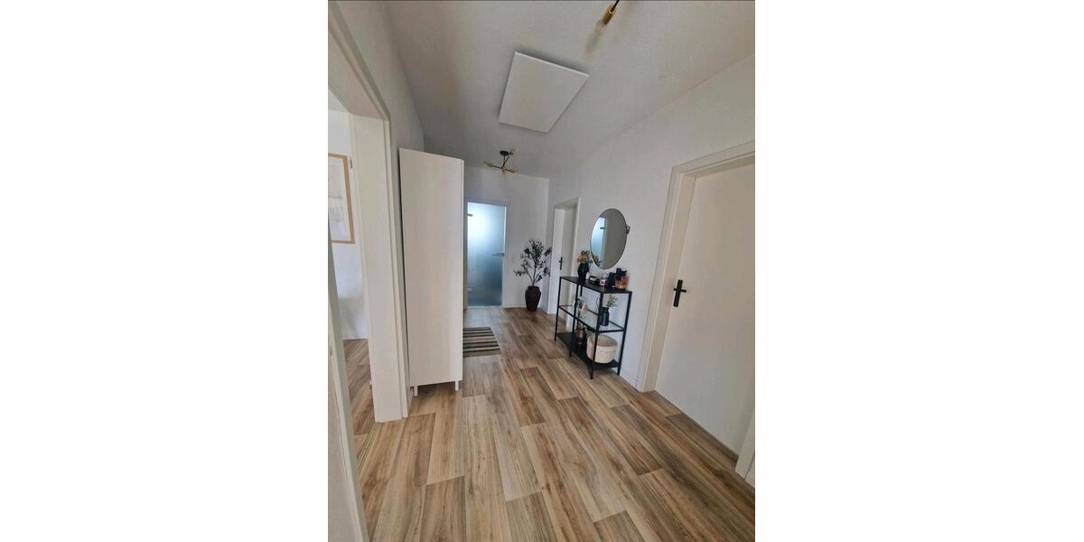 Etagenwohnung Schwieberdingen - 3 Zimmer, 81 m&sup2;, 268.500&euro; | Angebot:27566503