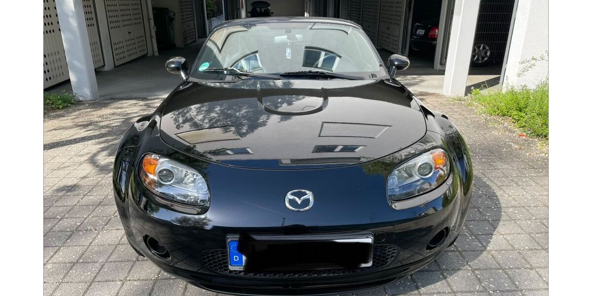 Mazda MX-5 151.000 km 6.900 &euro; Bietigheim-Bissingen 74321