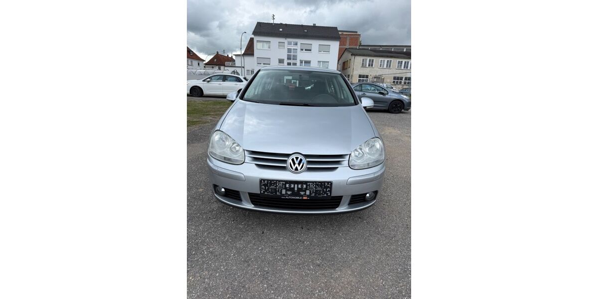 VW Golf 148.635 km 2.300 &euro; Fellbach 70736