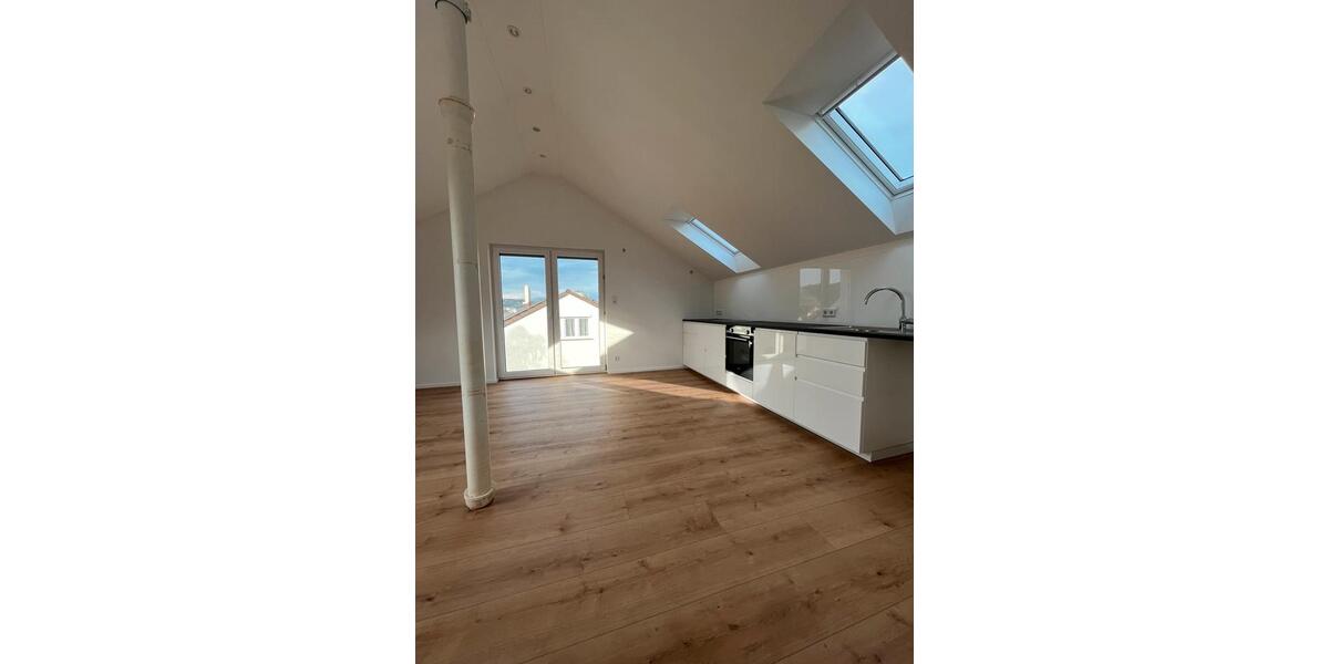 Dachgeschoßwohnung Korntal-Münchingen Münchingen - 3 Zimmer, 55 m&sup2;, 1.050&euro; | Angebot:26441792