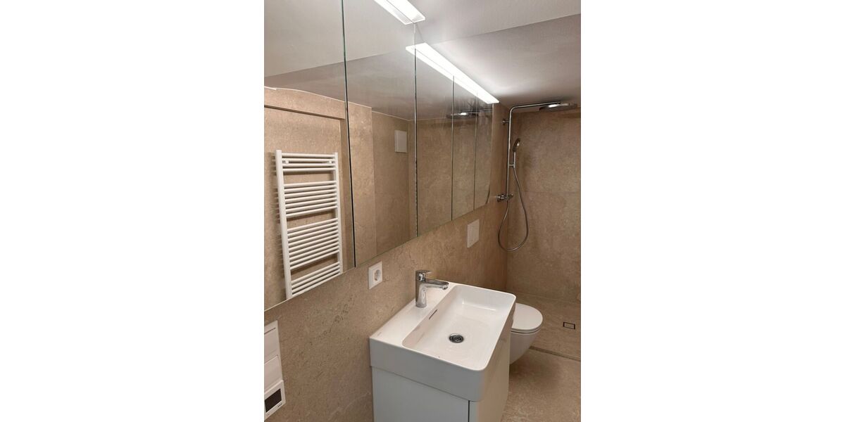 *** Wohnen und Arbeiten mit Aussicht in S-Ost *** - Etagenwohnung Stuttgart Stuttgart-Ost | Angebot:26924226