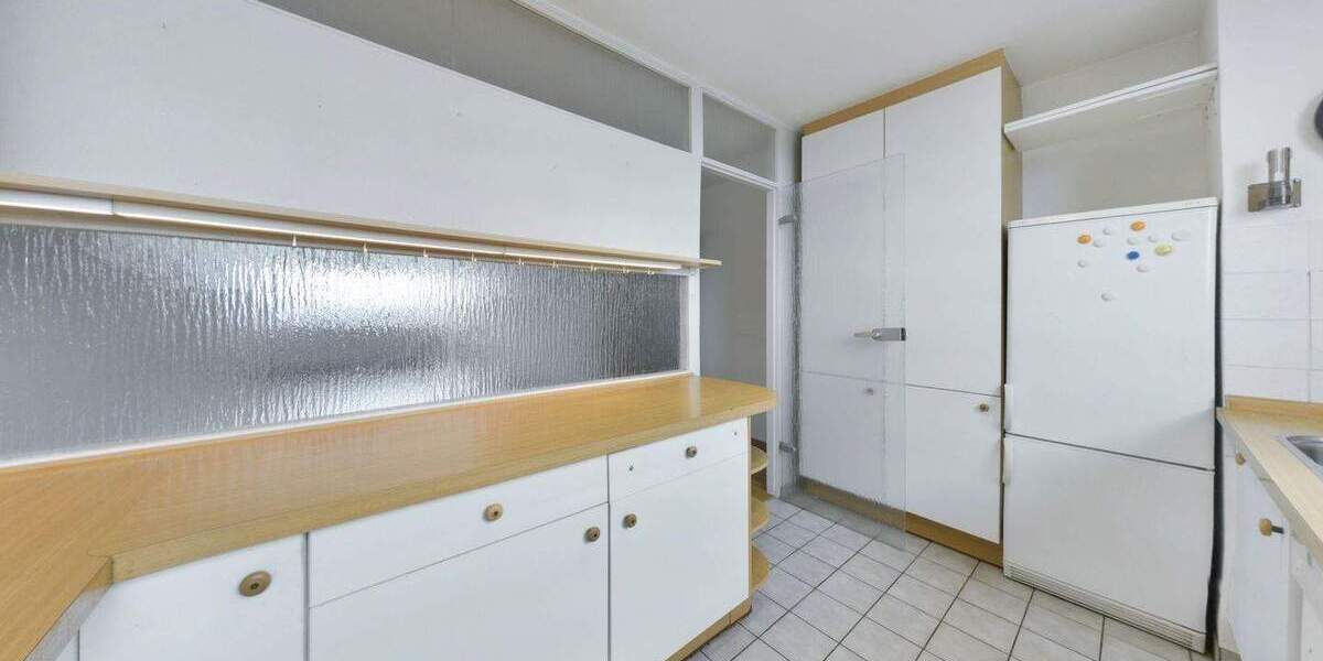 Etagenwohnung Kornwestheim - 4 Zimmer, 101 m&sup2;, 357.000&euro; | Angebot:25822688