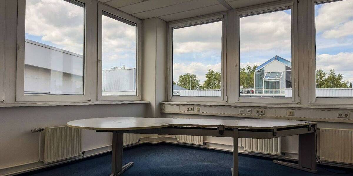 Gewerbeobjekt Böblingen Dagersheim - 2.150&euro; | Angebot:25774873