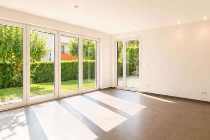Wohnung Esslingen am Neckar Hegensberg - 3.5 Zimmer, 105 m&sup2;, 550.000&euro; | Angebot:27111501