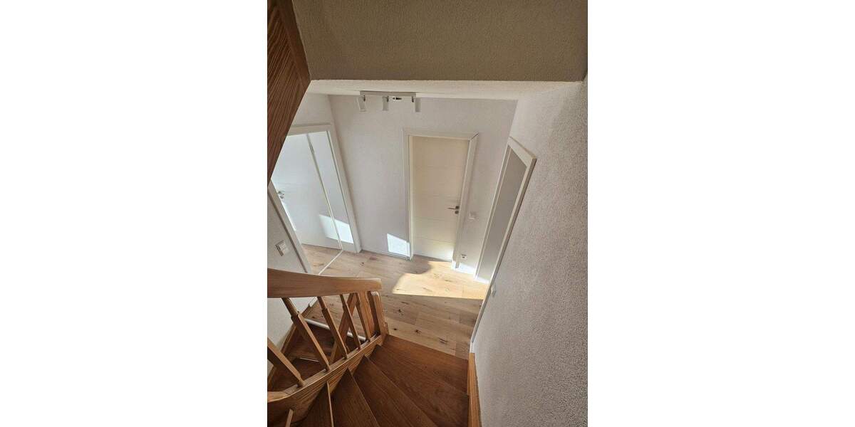 Reihenendhaus Esslingen Wäldenbronn - 6 Zimmer, 120 m&sup2;, 595.000&euro; | Angebot:25881068