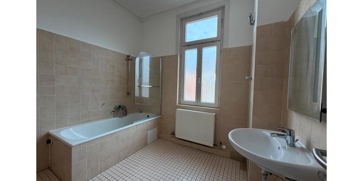 Etagenwohnung Heilbronn - 4 Zimmer, 101 m&sup2;, 1.190&euro; | Angebot:25791160