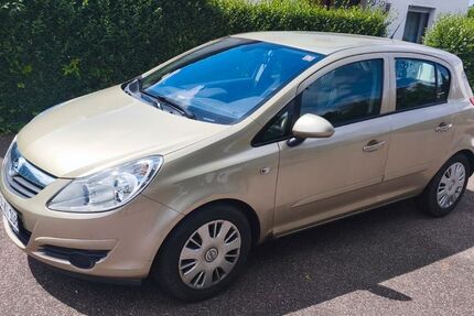 Opel Corsa 126.000 km 2.800 &euro; Stuttgart 70374