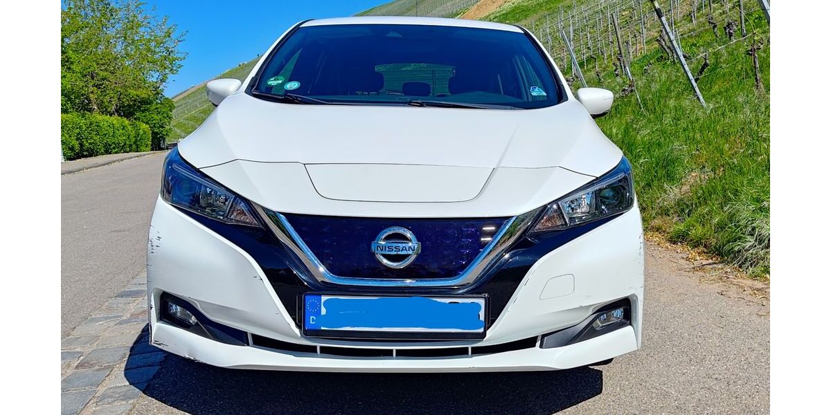 Nissan Leaf 103.000 km 10.400 &euro; Stuttgart 70184