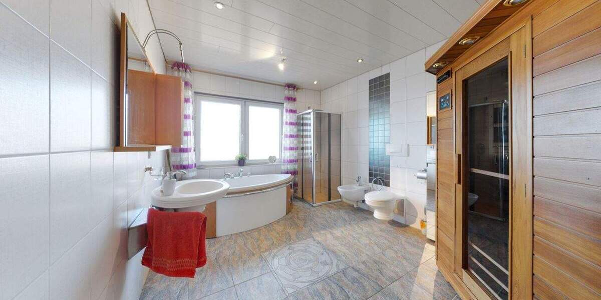 Etagenwohnung Remseck Neckarrems - 7 Zimmer, 226 m&sup2;, 799.000&euro; | Angebot:25706140