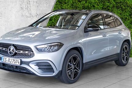 Mercedes-Benz GLA 200 5.000 km 43.850 &euro; Esslingen 73730