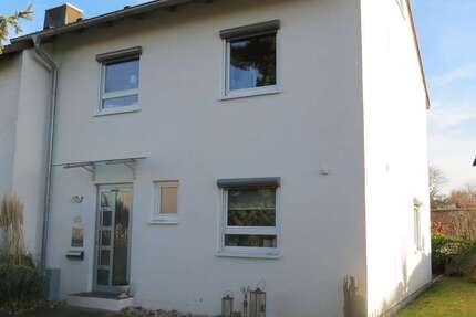 Haus Marbach am Neckar - 4.5 Zimmer, 123 m&sup2;, 469.000&euro; | Angebot:26216597