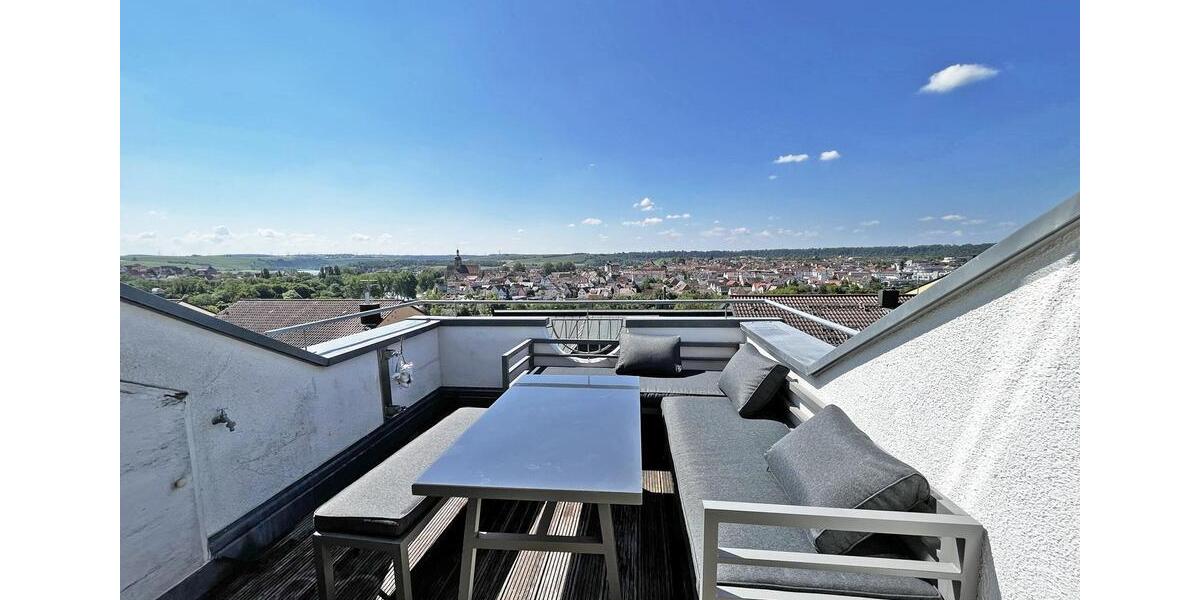 Dachgeschoßwohnung Lauffen am Neckar - 3.5 Zimmer, 89 m&sup2;, 1.250&euro; | Angebot:26477083