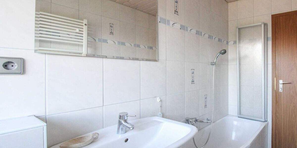 Einfamilienhaus Stuttgart Rot - 6 Zimmer, 398.000&euro; | Angebot:25899387