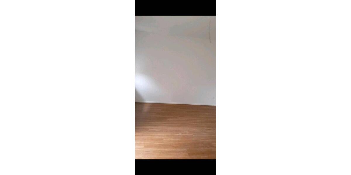 Etagenwohnung Schorndorf - 3 Zimmer, 67 m&sup2;, 1.300&euro; | Angebot:26343856