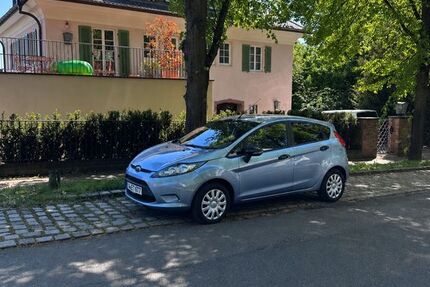 Ford Fiesta 167.541 km 5.800 &euro; Stuttgart 70174